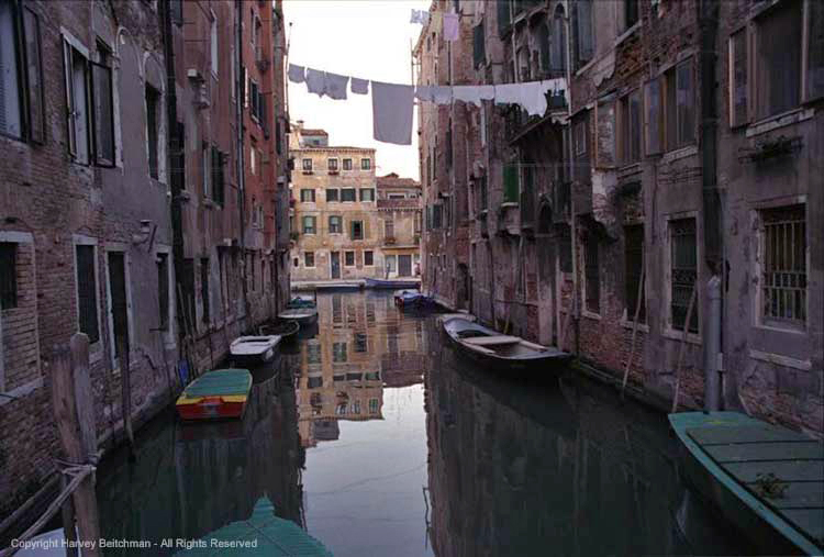 Venice Clothes Line.jpg